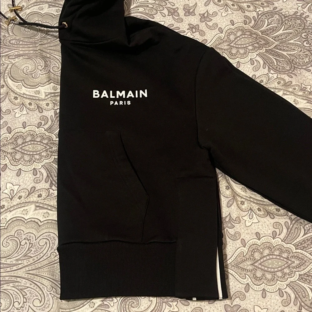 Balmain Black Cropped Hoodie - Picture 9 of 10